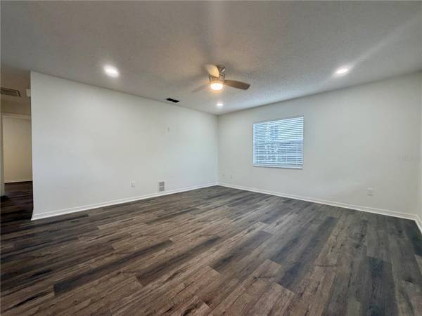 54 & 56 IVY LN, Debary, FL 32713