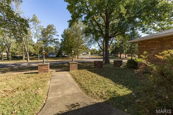 507 Sequoia ST, Farmington, MO 63640