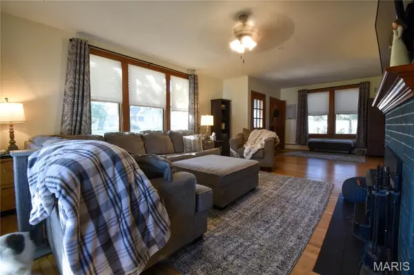 712 N Franklin ST, Litchfield, IL 62056