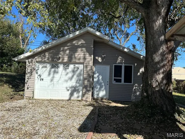 209 E Second ST, Sparta, IL 62286
