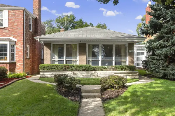 9320 S MICHIGAN AVE, Chicago, IL 60619
