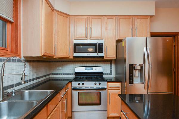 1720 W Augusta AVE #1, Chicago, IL 60622