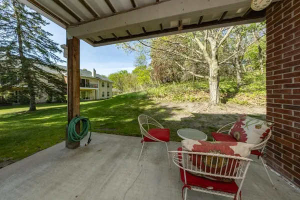 723 Larpenteur AVE E #723A, Maplewood, MN 55117