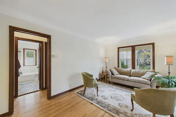 1412 Edgerton ST, Saint Paul, MN 55130