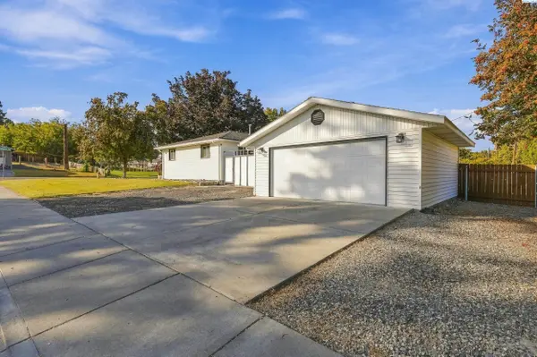 2021 S Fruitland Street, Kennewick, WA 99337
