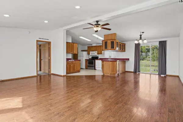 2002 Pawnee Rd, Mcpherson, KS 67460