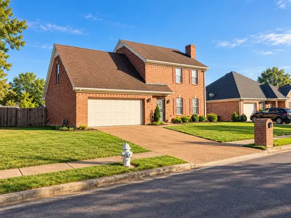 3924 AUTUMN HARVEST LN, Memphis, TN 38125