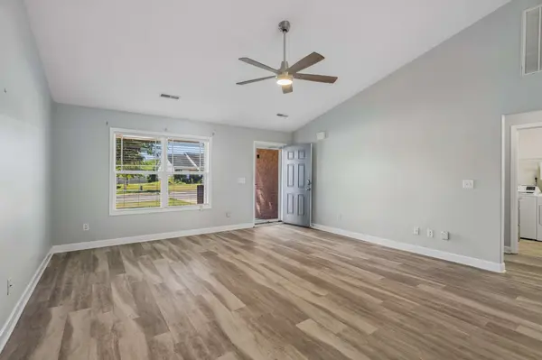 2008 Sparrow St, Spring Hill, TN 37174