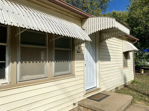 1104 Olive, Winfield, KS 67156