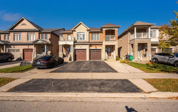 30 Franktown DR, Brampton, ON L6P 3N3