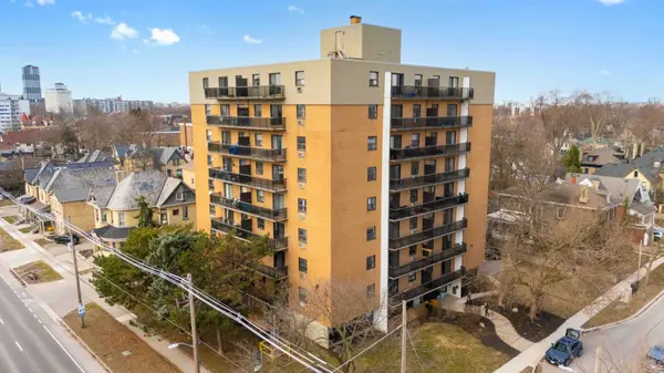 498 Queens AVE #205, London East, ON N6B 3K9