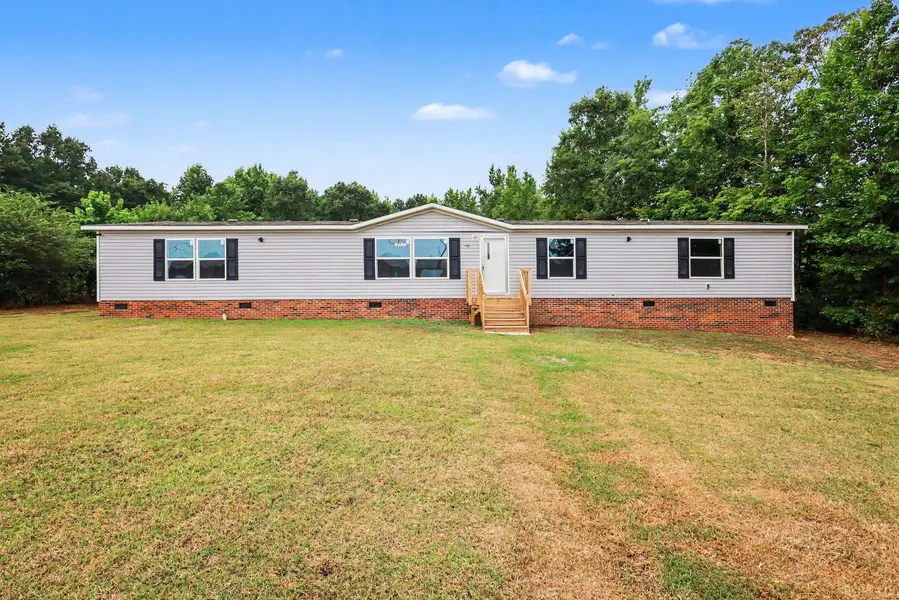 205 Dillon ST, Chesnee, SC 29323