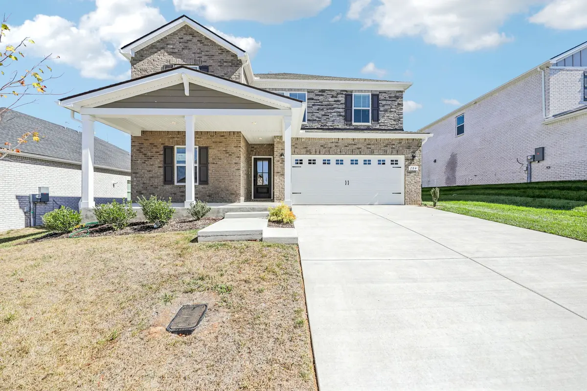 284 Astoria Dr, Hendersonville, TN 37075