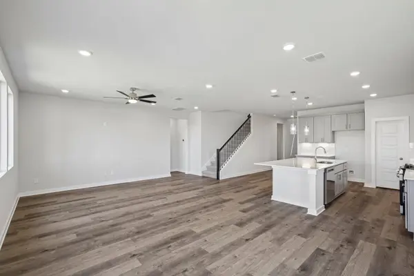 196 Paddle Wheel PATH, Kyle, TX 78640