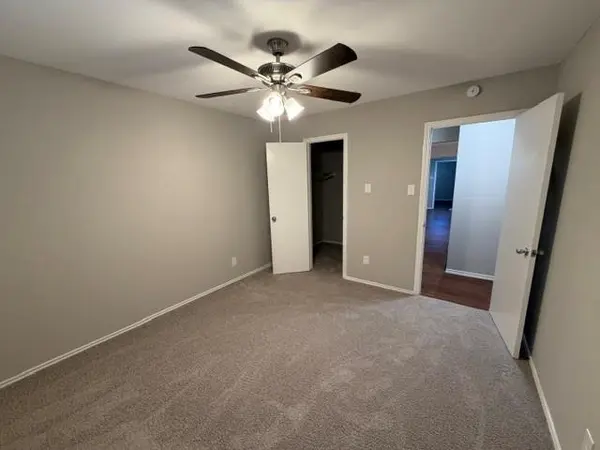104 Flying Jib CT #B, Lakeway, TX 78734