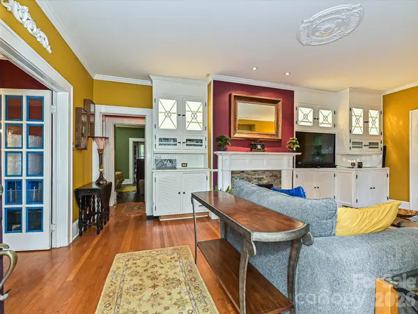 1532 The PLZ, Charlotte, NC 28205