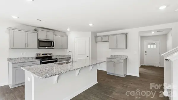 158 Wildbrook DR, Waynesville, NC 28785