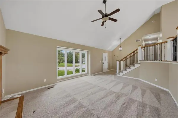 515 NE 95 CT, Kansas City, MO 64155