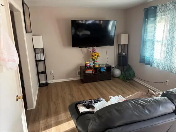 4940-4942 Powell AVE, Kansas City, KS 66109