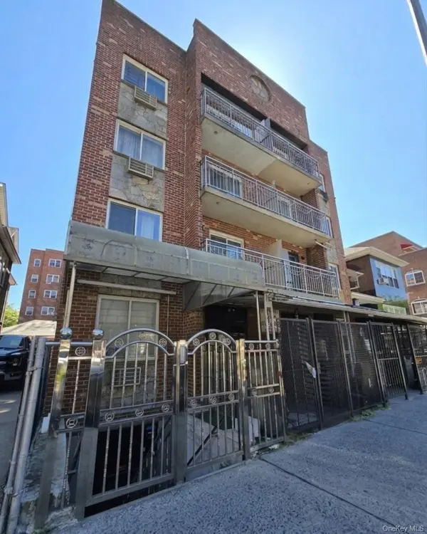 3745 75th ST, Jackson Heights, NY 11372
