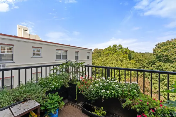2 Stoneleigh PLZ #6I, Bronxville, NY 10708