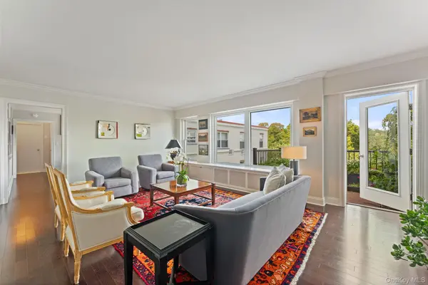 2 Stoneleigh PLZ #6I, Bronxville, NY 10708