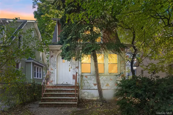3814 Secor AVE, Bronx, NY 10466