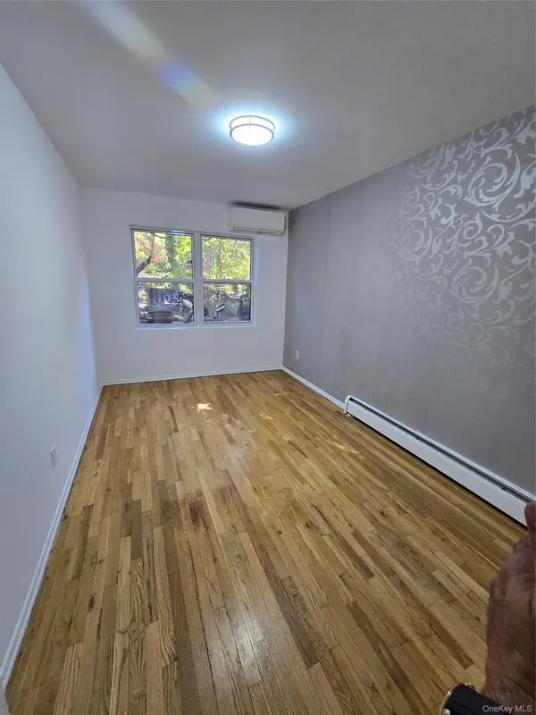 135-30 82nd AVE, Jamaica, NY 11435