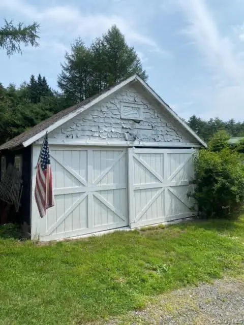 174 Forestburgh RD, Forestburgh, NY 12777
