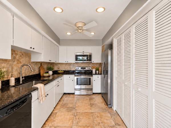 5214 MARSH FIELD LN #106, Sarasota, FL 34235
