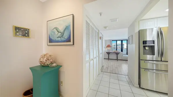 1425 GULF OF MEXICO DRIVE #D-405, Longboat Key, FL 34228