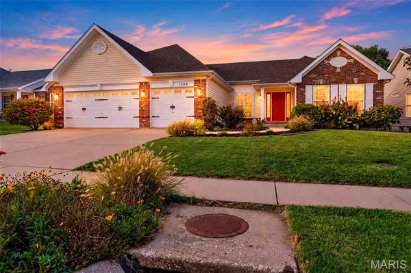1089 Renfrew LN, O'fallon, MO 63366