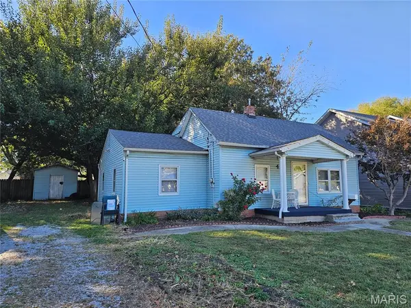 405 S Harrison ST, Litchfield, IL 62056