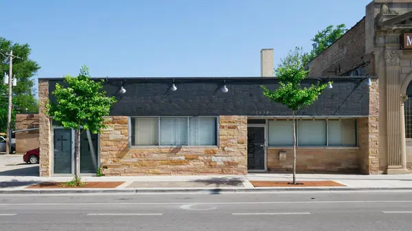 5638 W Chicago AVE, Chicago, IL 60651