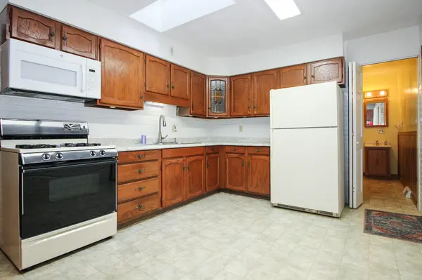 2689 Charlotte ST, Portage, IN 46368