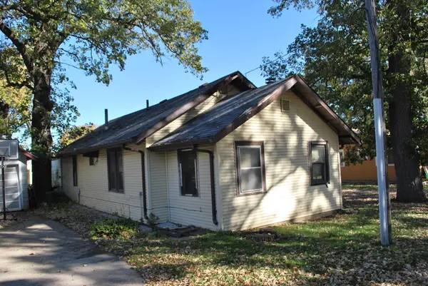 206 Lakeview ST, Fairmont, MN 56031
