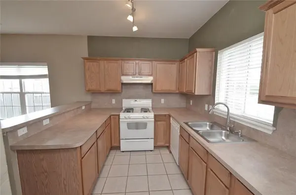 5912 SE 68th ST, Oklahoma City, OK 73135