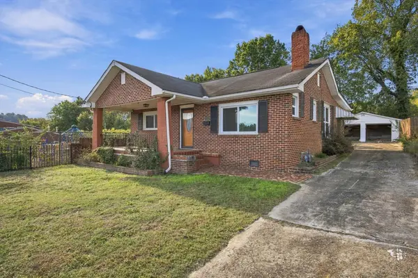 1906 E 4th Street, Chattanooga, TN 37404