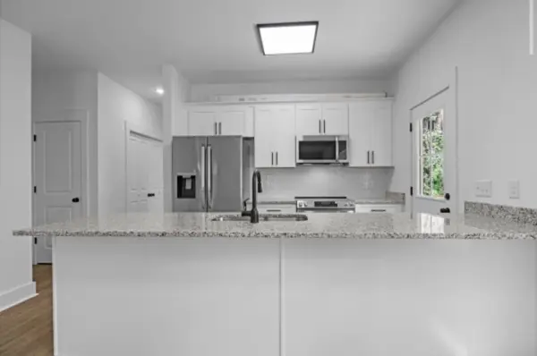 115 North St #B, Portland, TN 37148