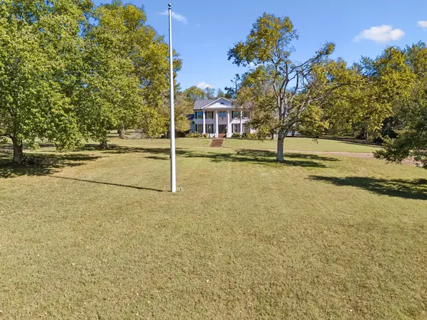 1858 Wilson Pike, Franklin, TN 37067