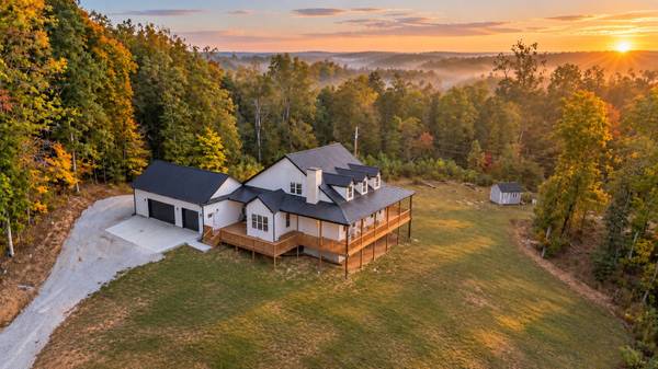 1061 Big Bartons Creek Road, Dickson, TN 37055
