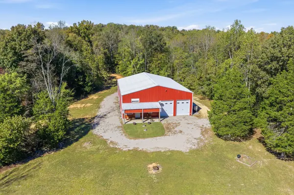 135 Regina Ln, Hohenwald, TN 38462