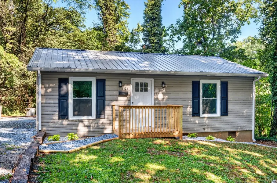 1107 14th ST, Lynchburg, VA 24504