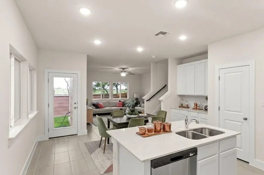134 Whinny WAY, Georgetown, TX 78626
