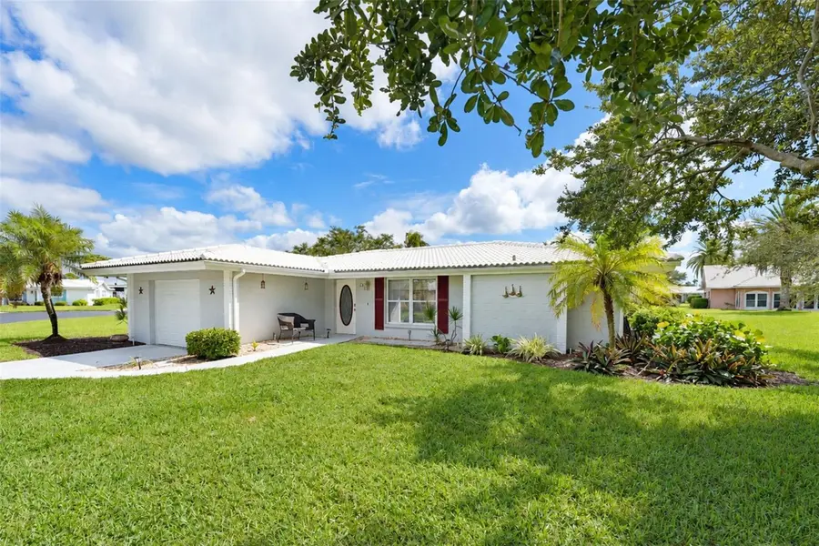 21 OAKWOOD DR N #21, Englewood, FL 34223