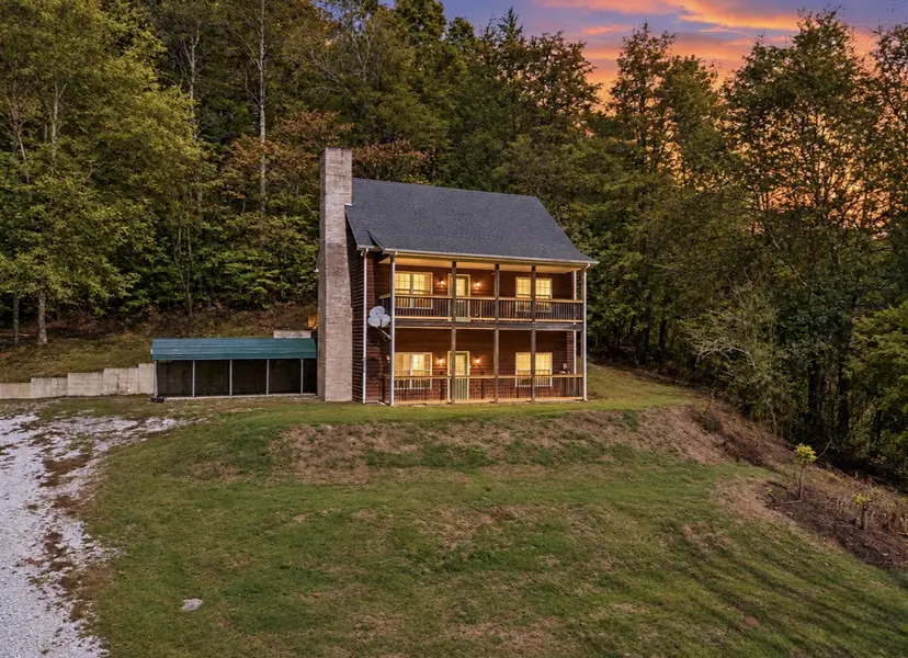 3055 Hurricane Creek Rd, Tullahoma, TN 37388