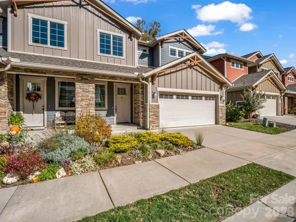 534 Sweet Birch Park LN, Black Mountain, NC 28711