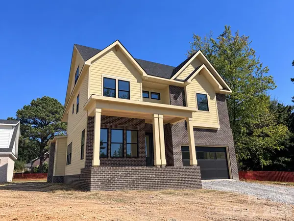 6623 Shaftesbury RD, Charlotte, NC 28270