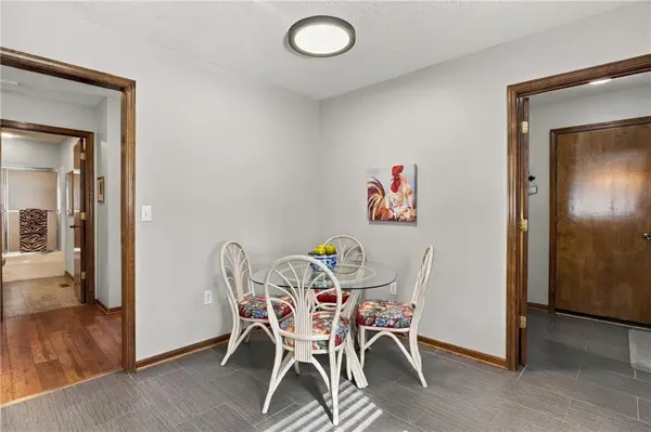 12204 MONROVIA ST, Overland Park, KS 66213