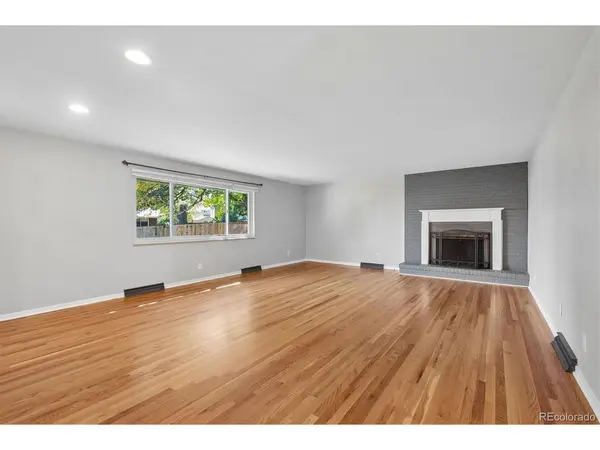6633 S Newland, Littleton, CO 80123